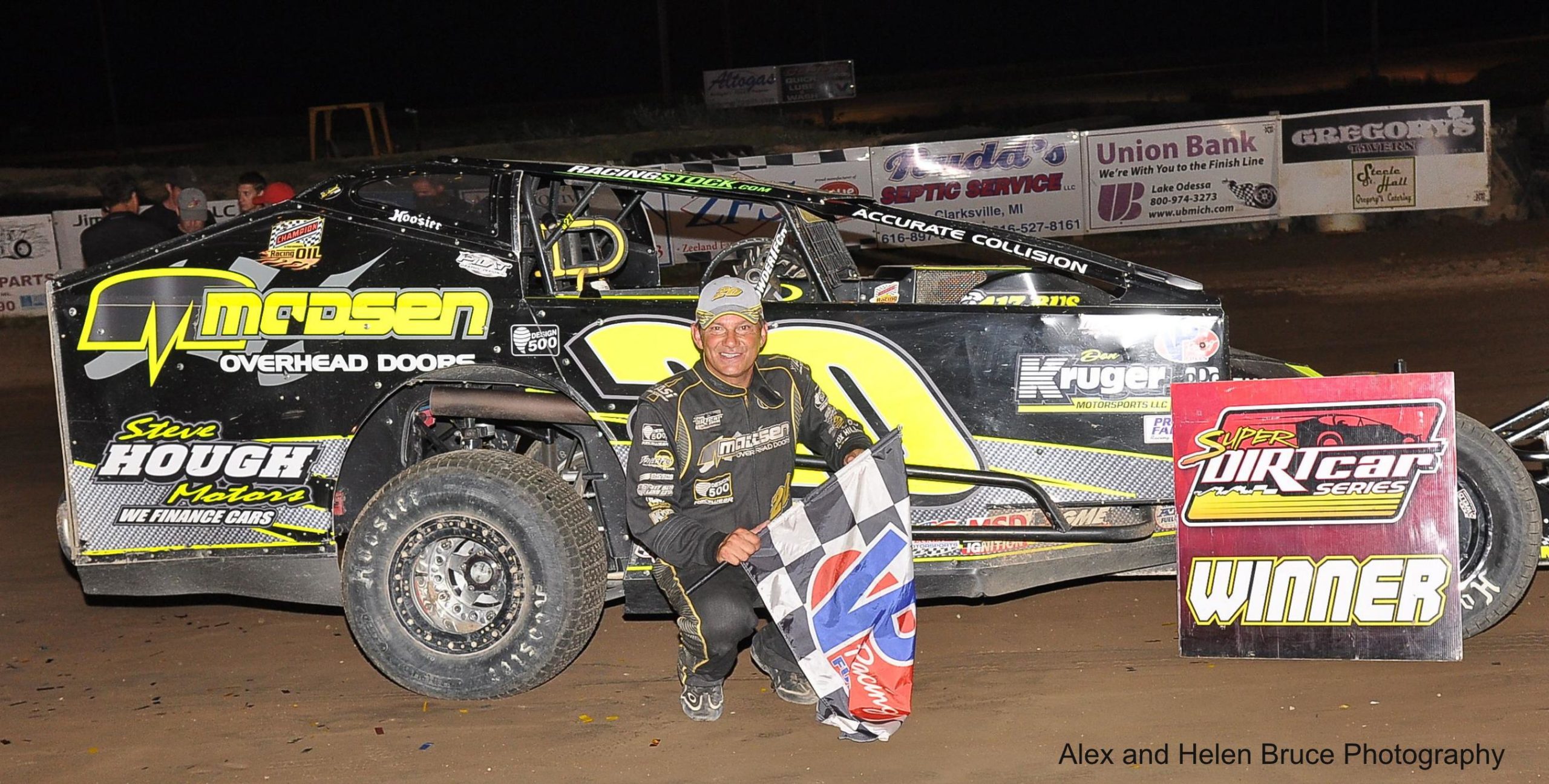 Hearn Triumphs At I96 Super Dirtcar Series