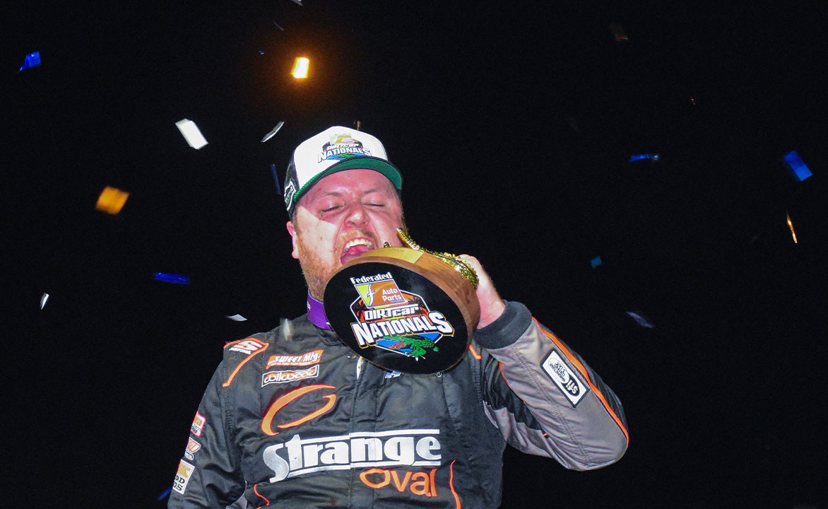 BATMAN RETURNS: Peter Britten Outduels Alex Payne For Second DIRTcar Nationals Victory